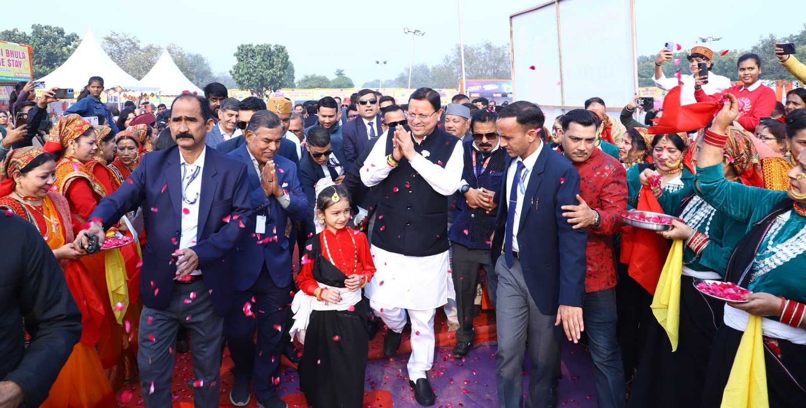 प्रधानमंत्री के ‘विकास भी, विरासत भी’ मंत्र पर आगे बढ़ रहा राज्य, लोक संस्कृति को विकास से जोड़ने की दिशा में सरकार निरंतर कार्यरत: मुख्यमंत्री धामी, प्रवासी उत्तराखंडियों से संवाद का सशक्त मंच बना