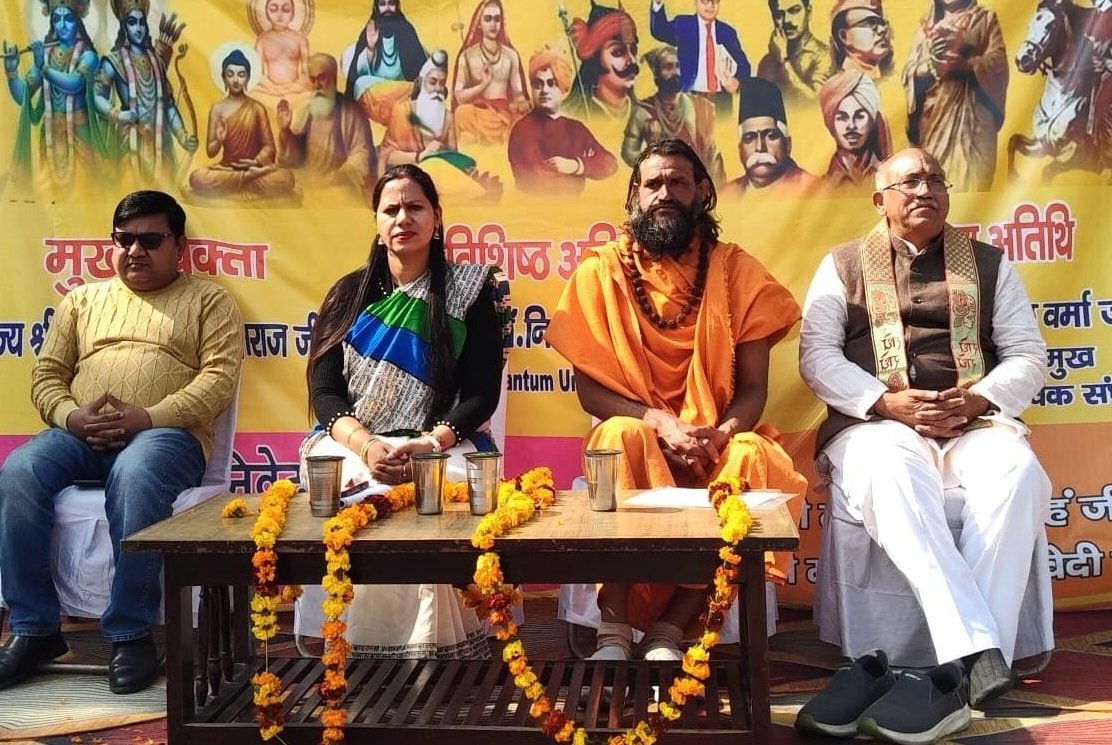 हिंदुओ को बांटने की चल रही साजिश: नितिन गौतम, एकजुट रहेंगे तो ही सुरक्षित है हिन्दू, सम्मेलनों में पंच परिवर्तन का दिया सूत्र