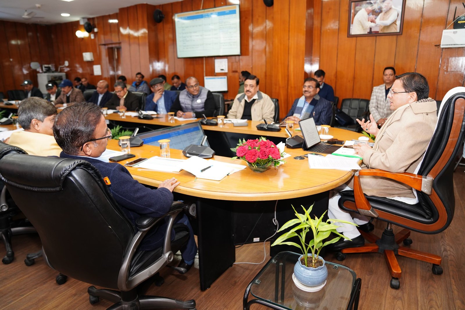 विद्युत व्यवस्था को सुदृढ़ बनाने पर मुख्यमंत्री का सख्त रुख, वितरण लॉस व विद्युत चोरी पर जीरो, मुख्यमंत्री धामी ने सीएसआर से सामाजिक सरोकार मजबूत करने पर दिया जोर