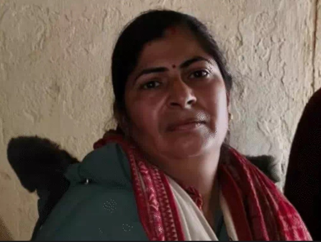 महिला पटवारी बोली बिना रिश्वत के नहीं होगा काम, पीड़ित ने करा दिया ट्रेप, चाय वाले को दिलवा दिए थे रिश्वत के रुपये