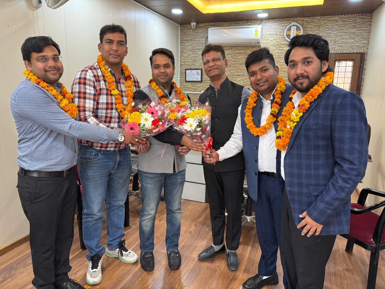 चेयरमैन बने अनमोल गर्ग तो अध्यक्ष की जिम्मेदारी अंकुर को मिली, नियमों का पालन कराते हुए सीए के हितों में करेंगे काम