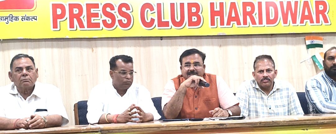 ब्लैकमेल किए जा रहे हवाई टिकट, चारधाम यात्रा में अव्यवस्थाओं पर कांग्रेस का हमला, सरकार के दावों पर उठाए सवाल