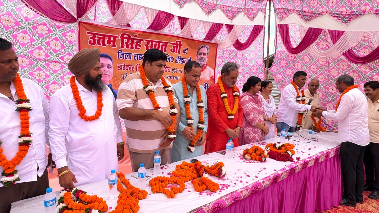 जिपं, ब्लॉक, समितियों के बाद अब बैंक का निर्विरोध चुनाव, जनता की जीत: स्वामी यतीश्वरानंद, नवनिर्वाचित बोर्ड के चेयरमैन के साथ सभी डायरेक्टरों का हुआ भव्य स्वागत