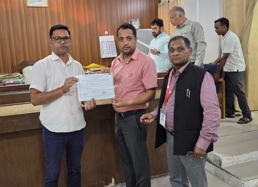 पार्षद यादराम वालिया बने जिला योजना समिति के सदस्य, क्षेत्र में होंगे मूलभूत सुविधाओं के लिए काम, क्षेत्रवासियों के साथ विधायक ने किया स्वागत
